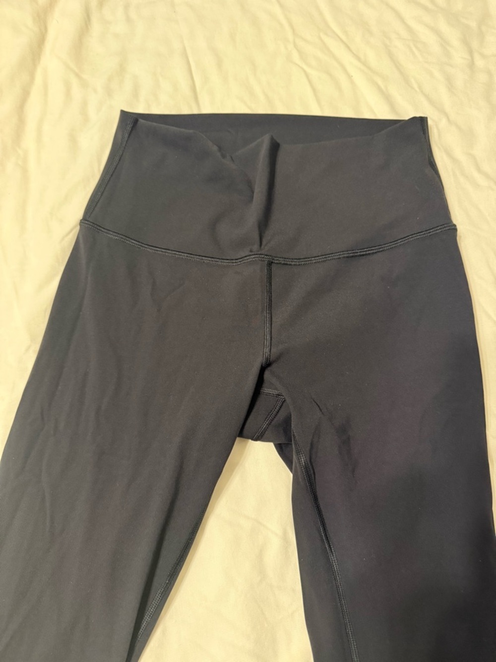 lululemon athletica Black Performance Leggings - Picture 2 of 7